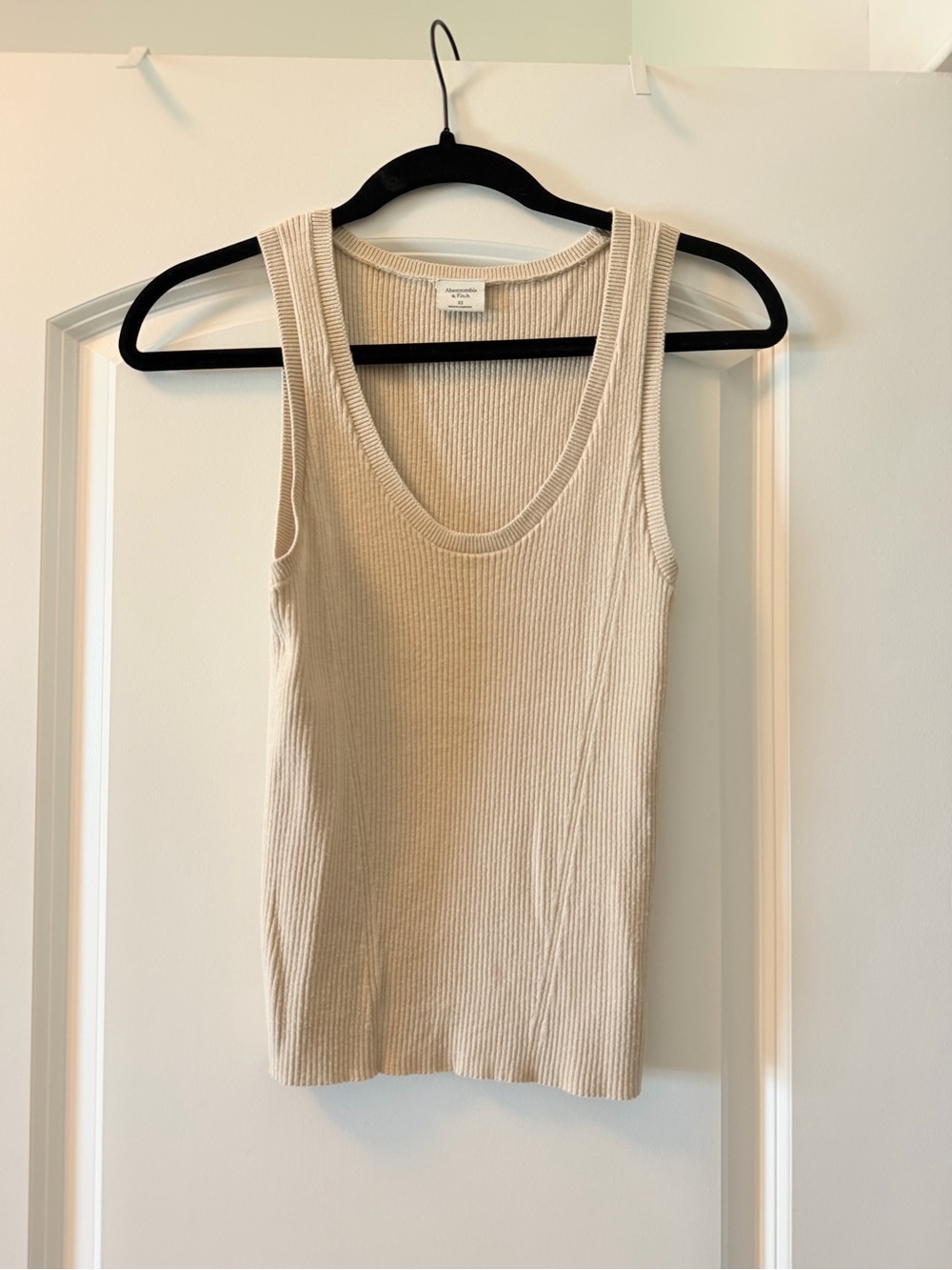 Abercrombie & Fitch Ribbed Scoop Tank - Beige